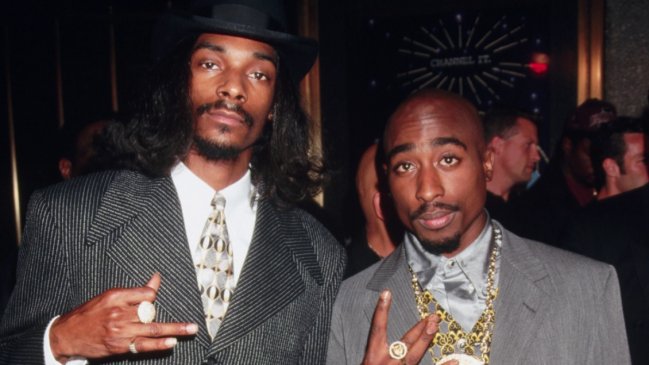 Tupac con amigos